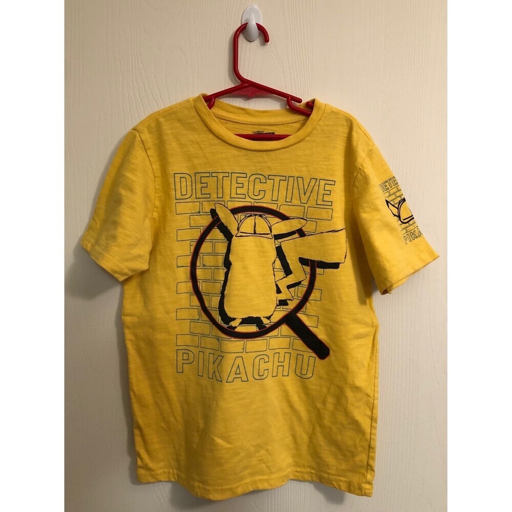 Detective Pikachu T-Shirt Child Size Large (10-12) Pre-owned